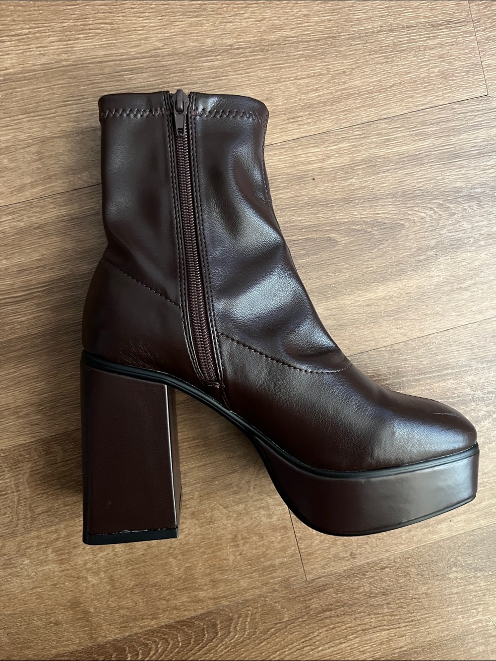 NWOT Brown Platform Block Heel Ankle Boots - Picture 4 of 5